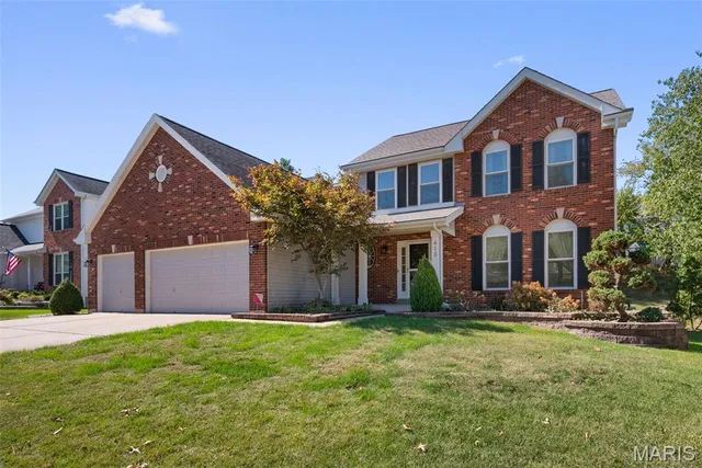 $495,000 | 413 Copper Lakes Boulevard, Wildwood, MO 63040