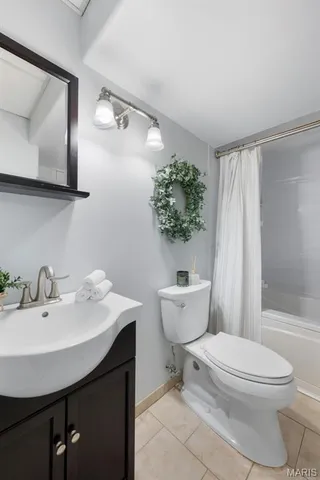 $495,000 | 413 Copper Lakes Boulevard, Wildwood, MO 63040