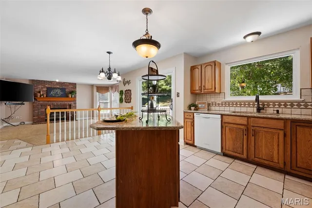 $495,000 | 413 Copper Lakes Boulevard, Wildwood, MO 63040