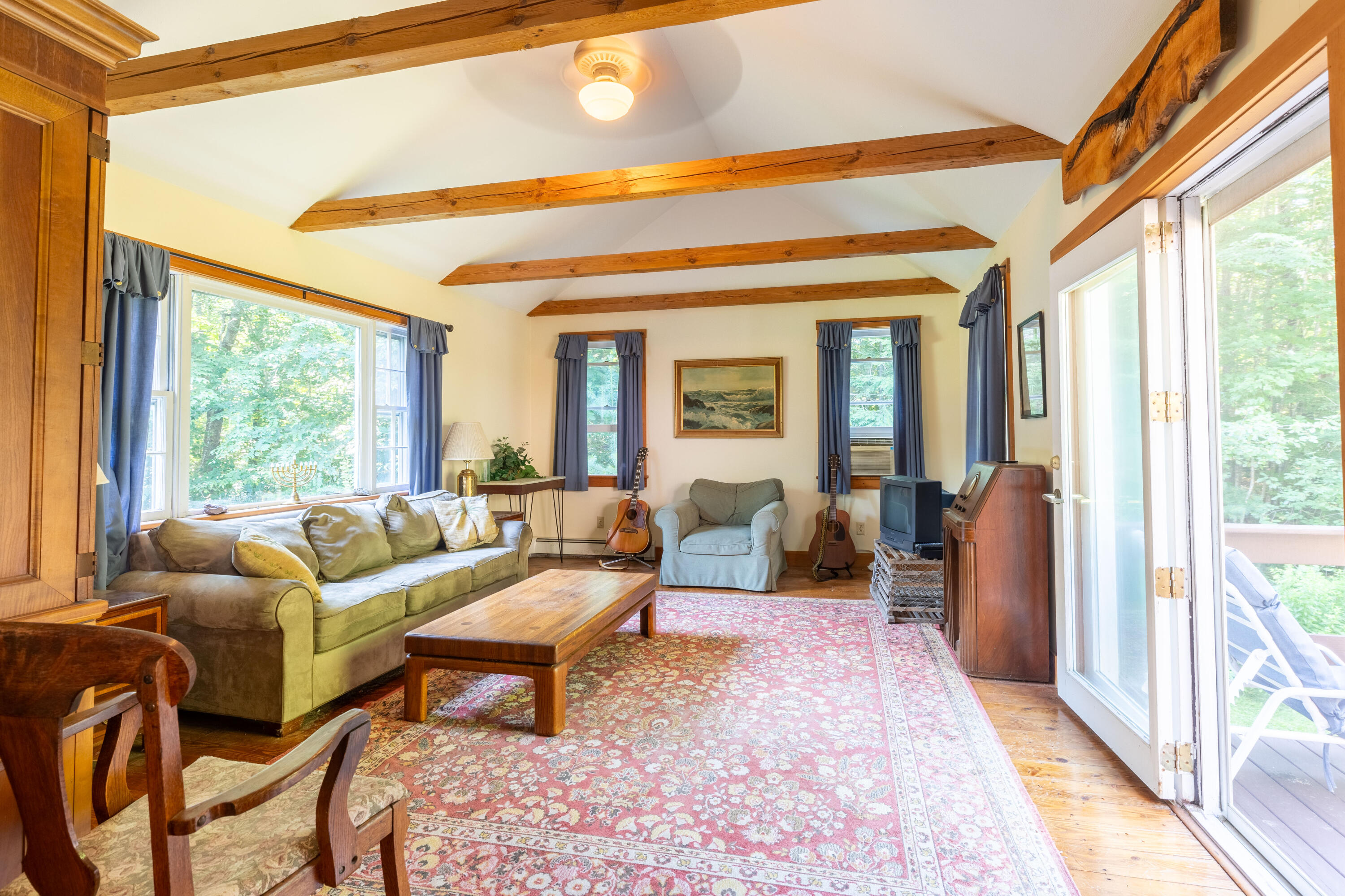 84 Brave Boat Harbor Road Kittery, ME 03905 - Photo 5 of 36 9L9A7262-HDR