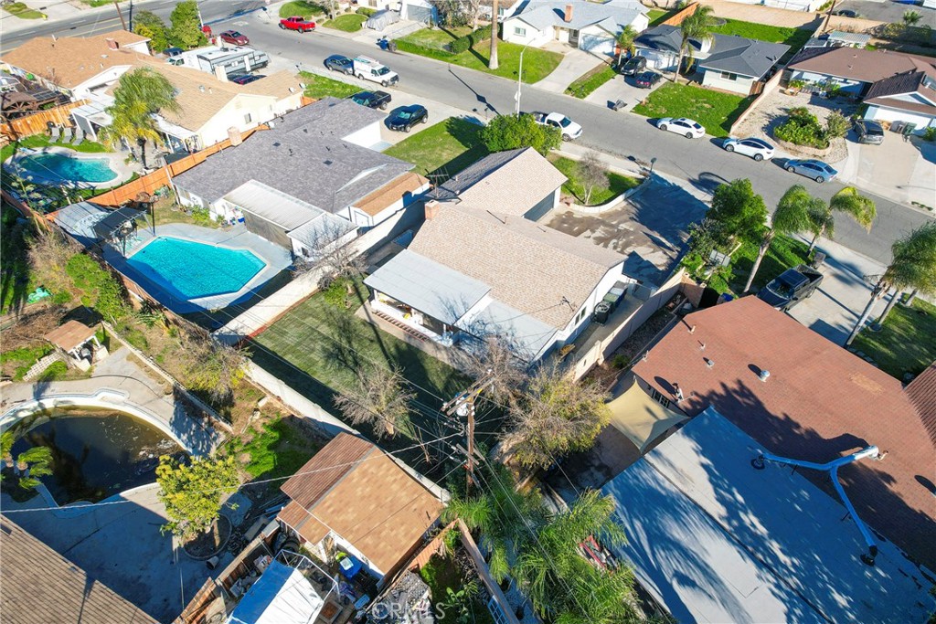 10337 Pendleton Street Riverside, CA 92505 - Photo 34 of 40 The pool behind us has been repaired