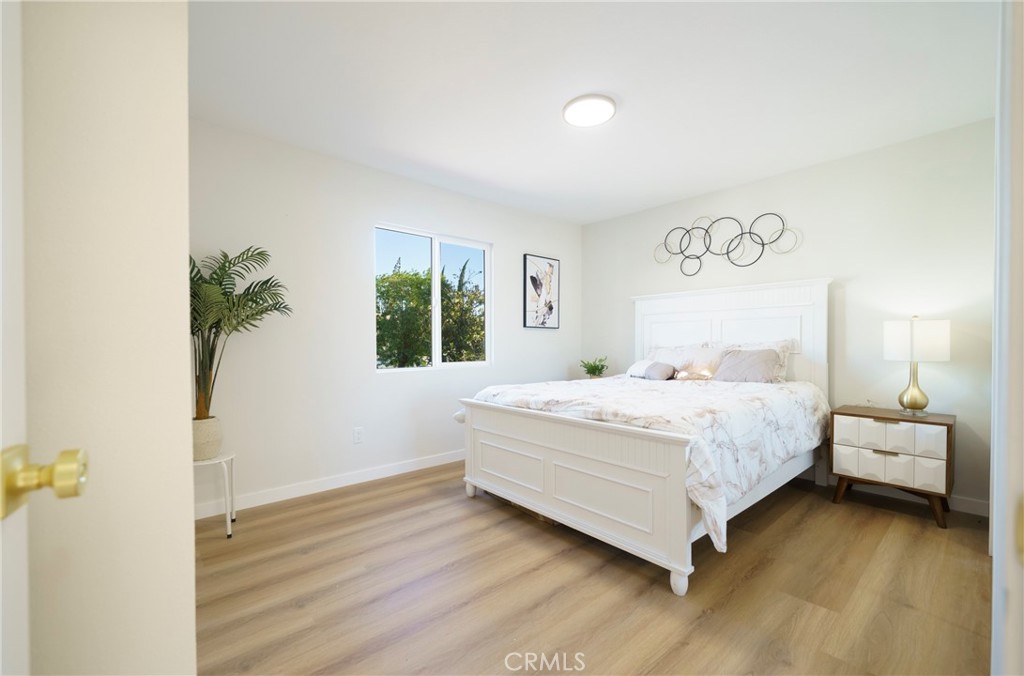 10337 Pendleton Street Riverside, CA 92505 - Photo 4 of 40