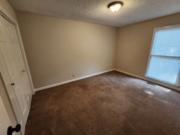 $2,000 | 7875 Saundersville Road, Mount Juliet, TN 37122