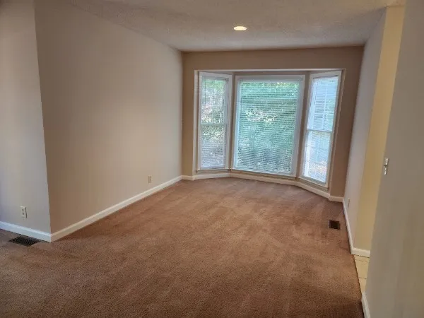 $2,000 | 7875 Saundersville Road, Mount Juliet, TN 37122