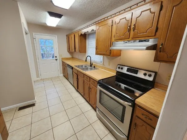 $2,000 | 7875 Saundersville Road, Mount Juliet, TN 37122