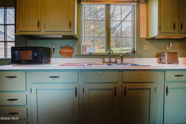 $439,000 | 626 Parker Hill Road, West Burlington, NY 13482