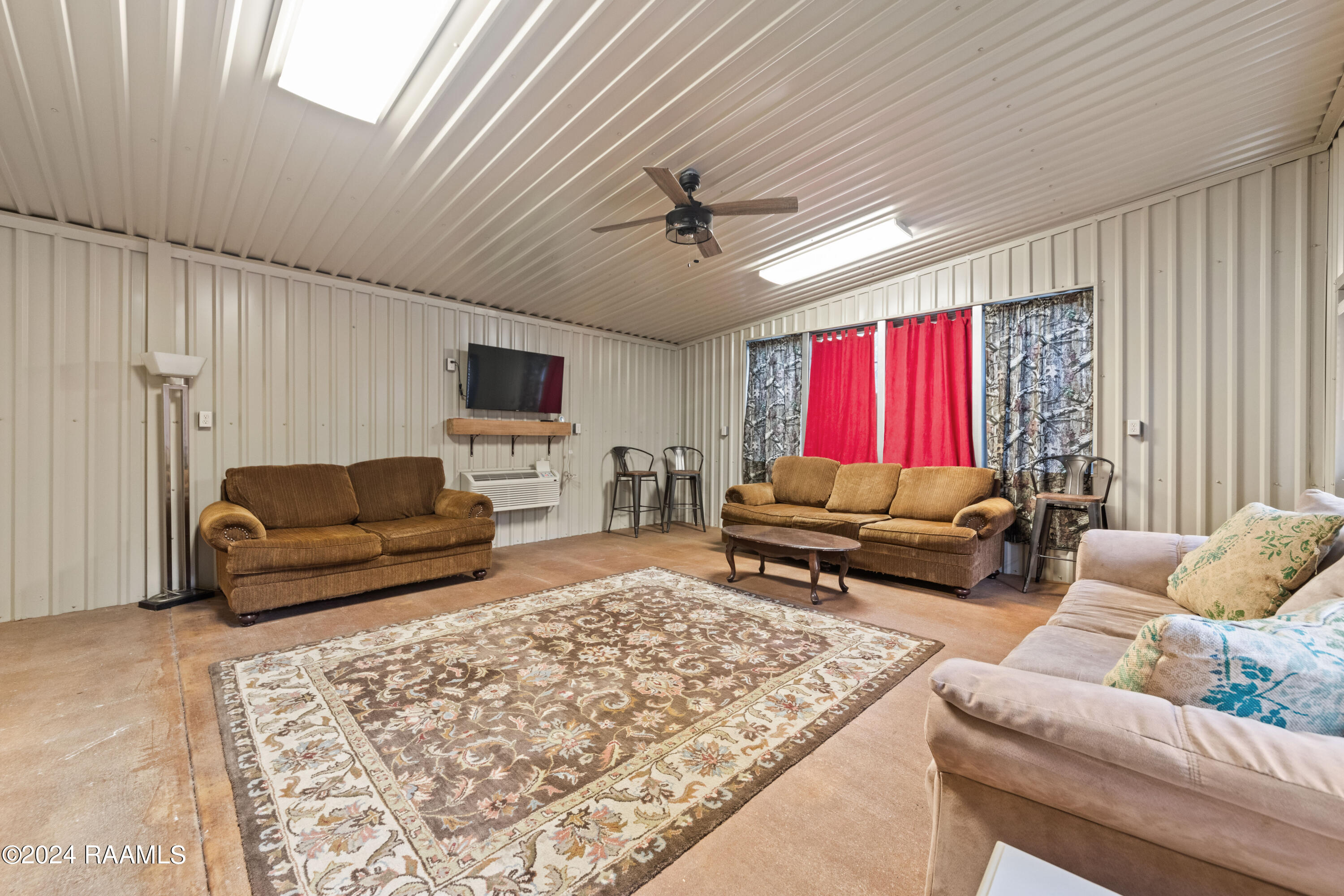 1082 Herman Dupuis Road Breaux Bridge, LA 70517 - Photo 28 of 40 Shop house