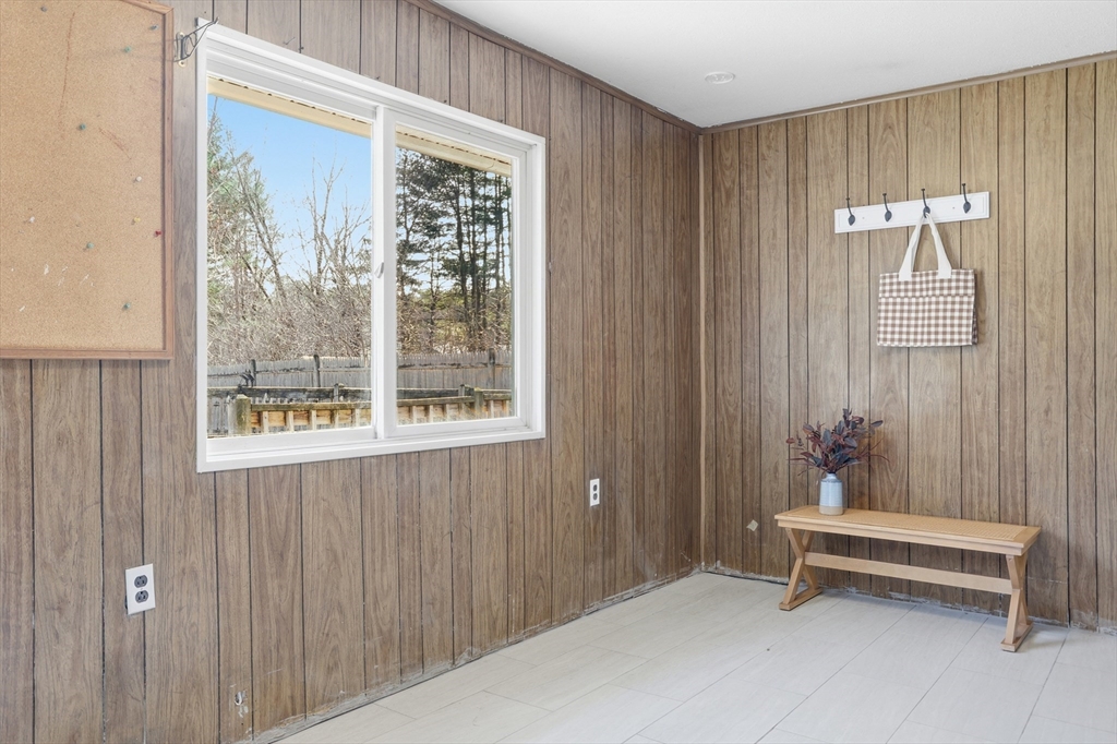 24 Clarissa Road Chelmsford, MA 01824 - Photo 18 of 26