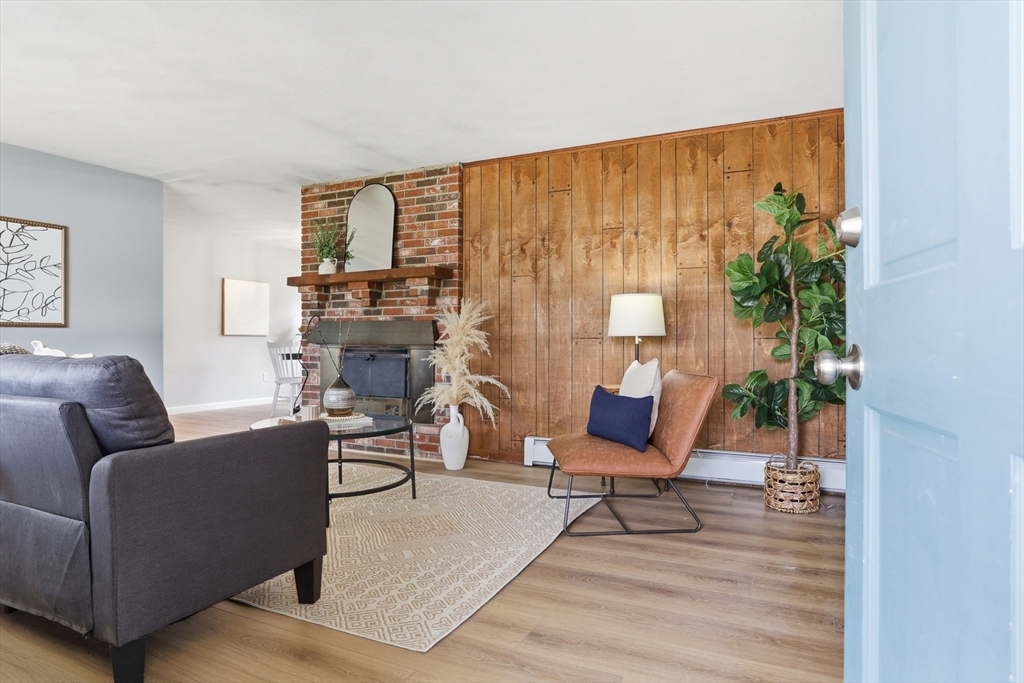 24 Clarissa Road Chelmsford, MA 01824 - Photo 3 of 26