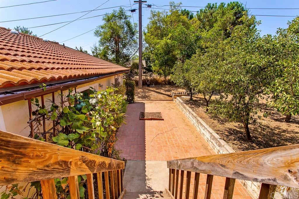 1350 Friends Way Fallbrook, CA 92028 - Photo 22 of 25