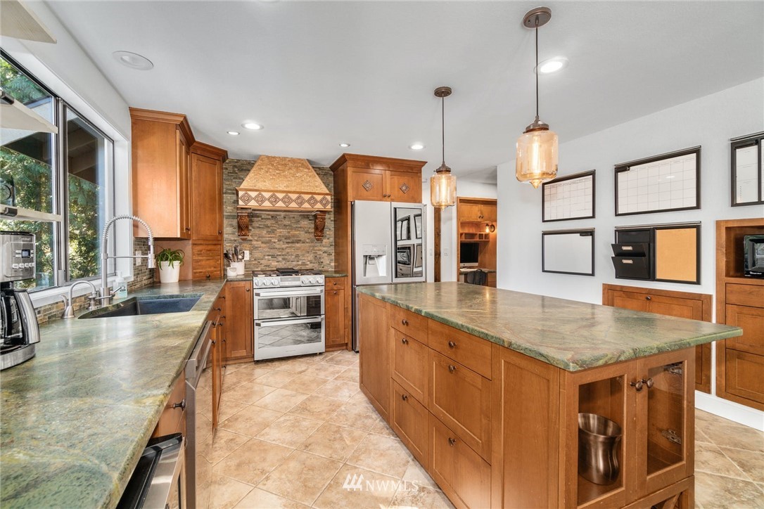 21924 4th Drive Southeast Bothell, WA 98021 - Photo 9 of 40