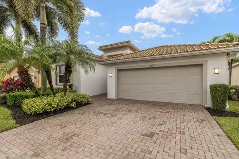 $525,000 | 9171 Meridian View Isle, Boynton Beach, FL 33473