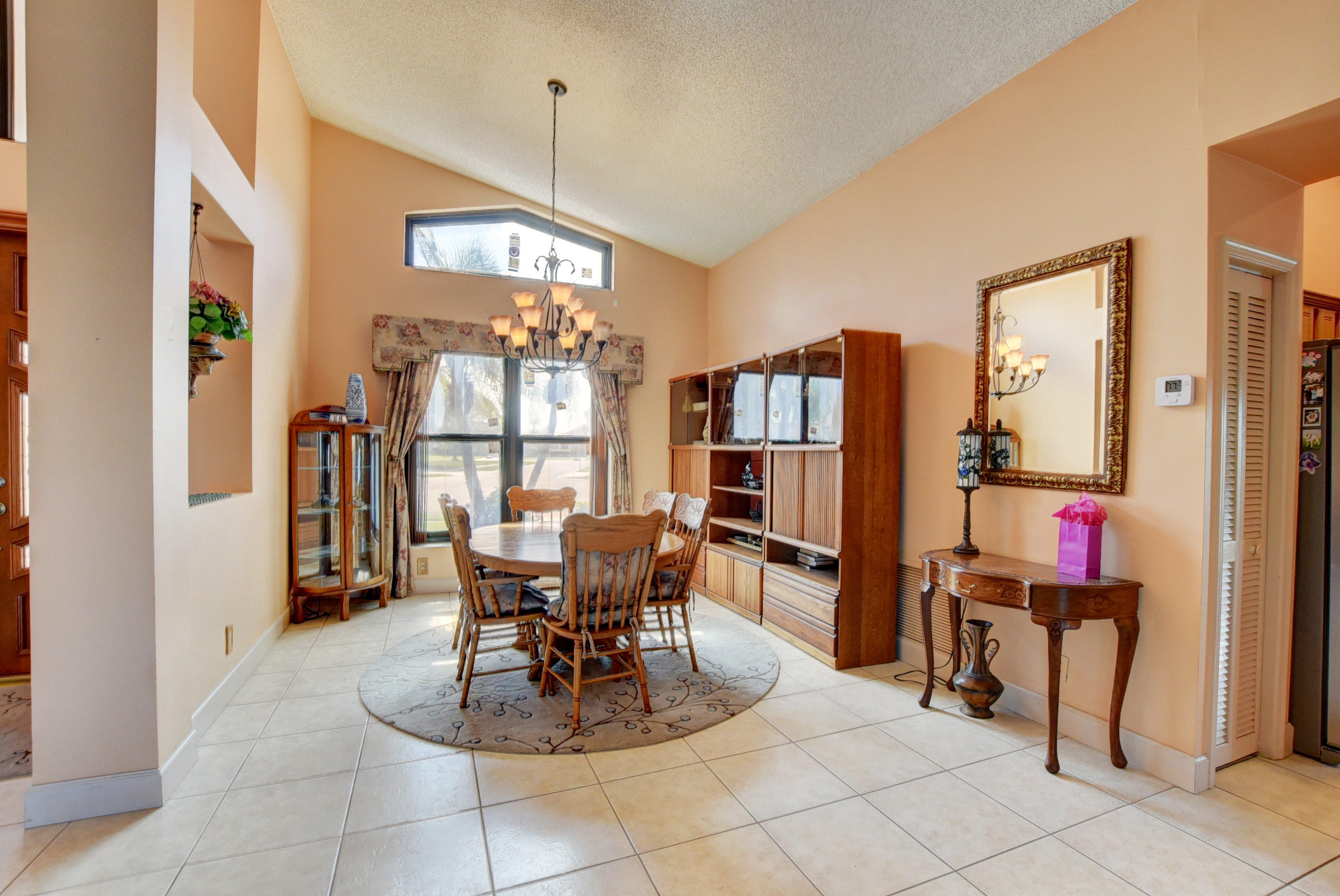 22151 Crofton Court Boca Raton, FL 33428 - Photo 8 of 40 07_ebf_0441and4more