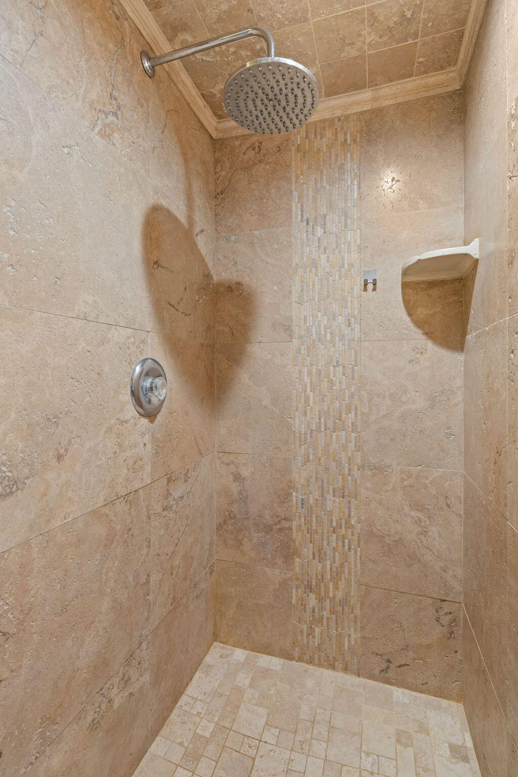 21925 Bear Creek Road Bend, OR 97702 - Photo 41 of 104 Rain shower with travertine tile in Primary on-suite bathroom