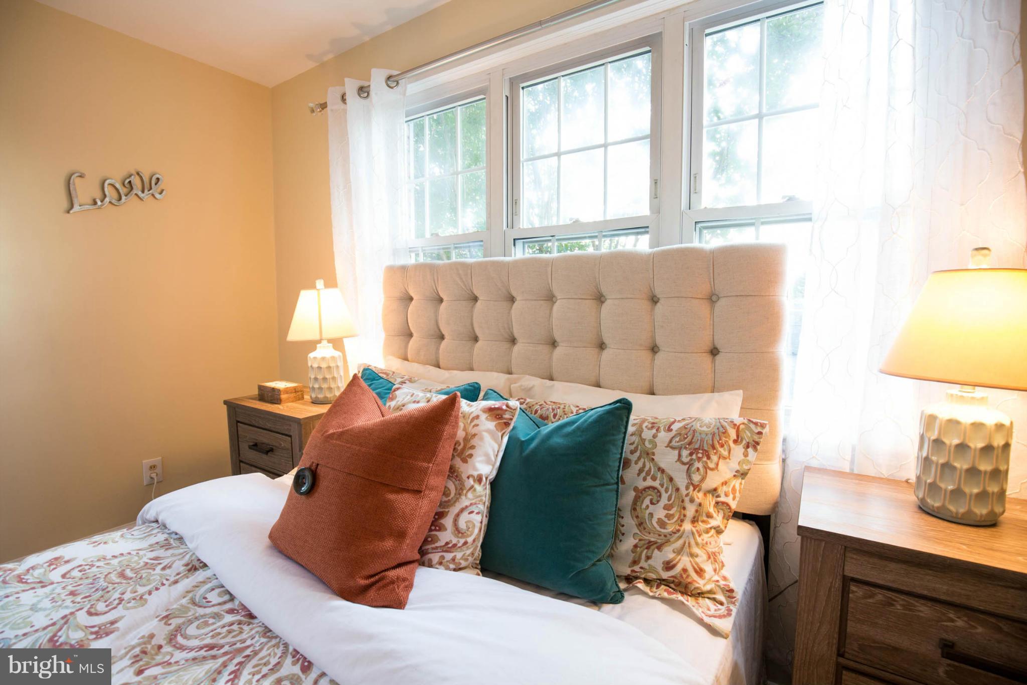 9213 Bradford Road Silver Spring, MD 20901 - Photo 16 of 30 Bedroom (Master)