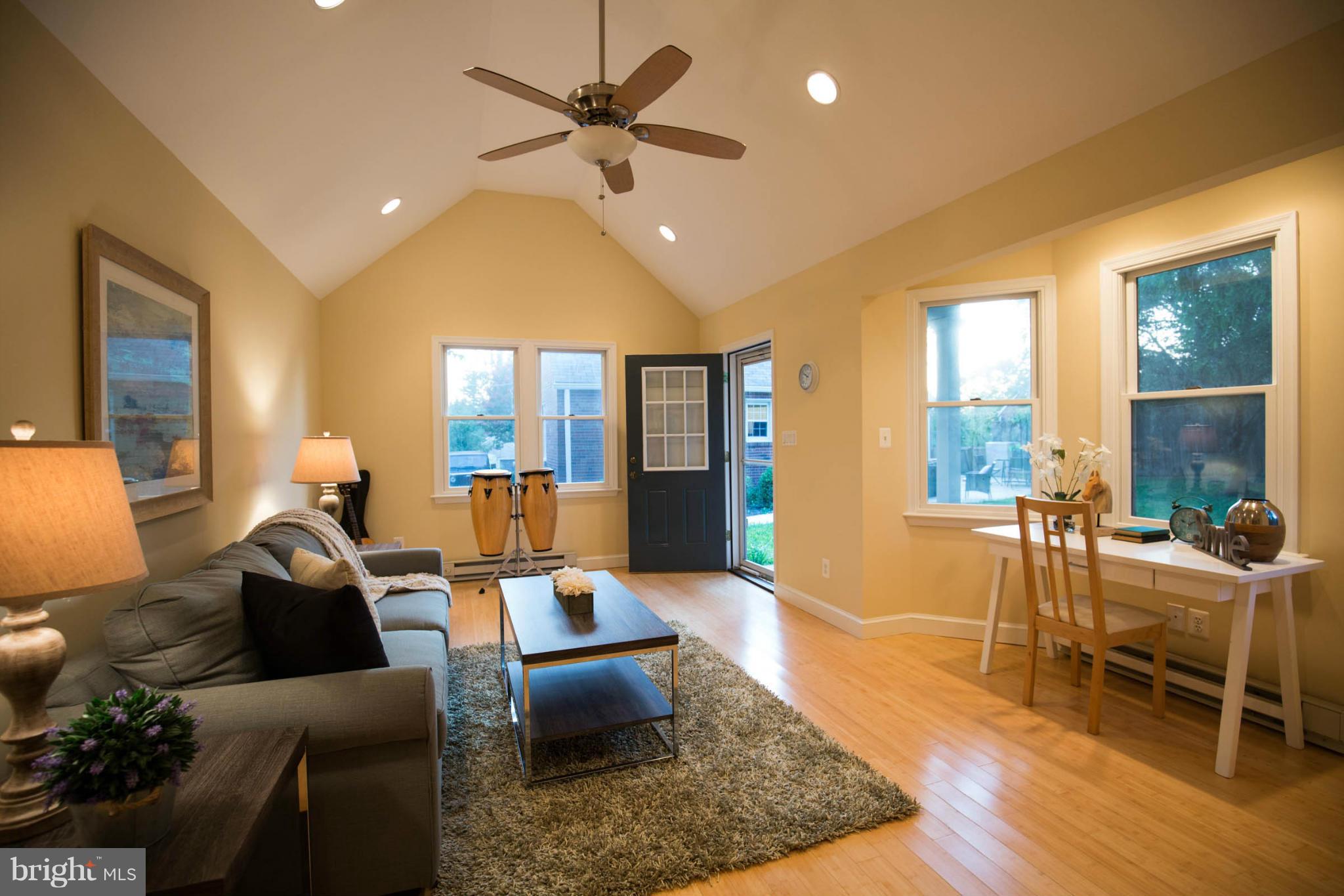 9213 Bradford Road Silver Spring, MD 20901 - Photo 26 of 30 Interior (General)