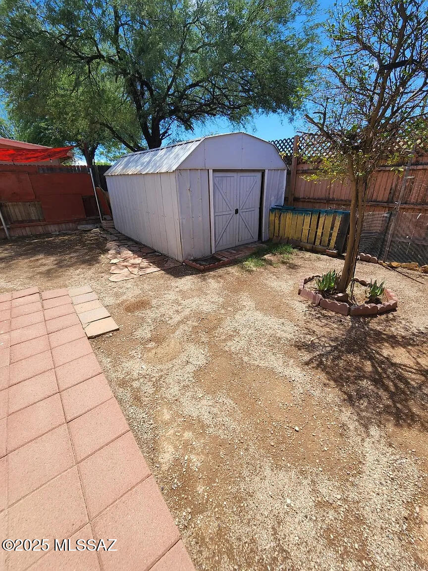 3324 East Presidio Road Tucson, AZ 85716 - Photo 13 of 15