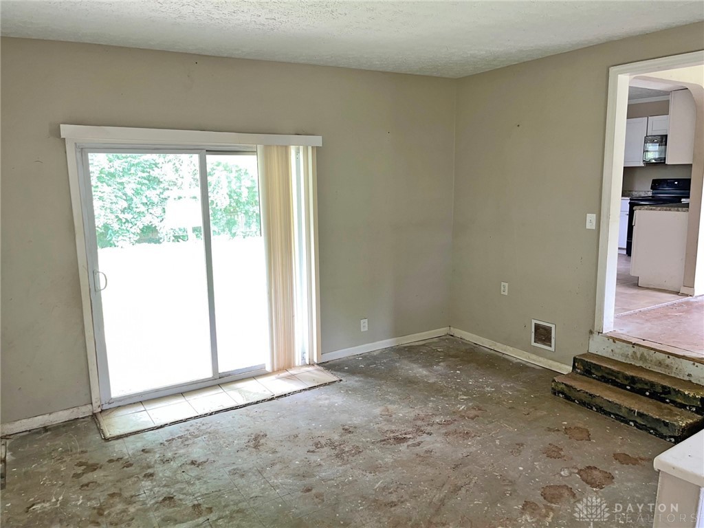4234 Sheller Avenue Riverside, OH 45432 - Photo 15 of 20