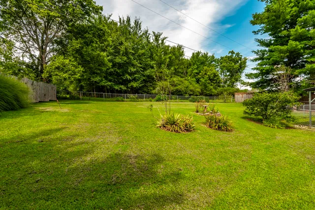 $279,900 | 4725 Austin Peay Highway, Westmoreland, TN 37186