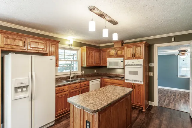 $279,900 | 4725 Austin Peay Highway, Westmoreland, TN 37186