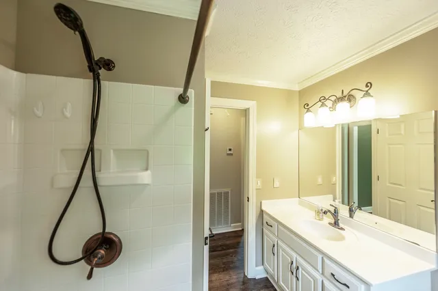 $279,900 | 4725 Austin Peay Highway, Westmoreland, TN 37186