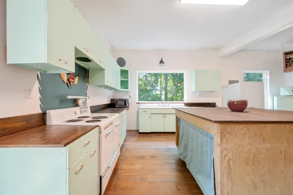 $399,900 | 1035 Beacon Road, Parsons, TN 38363