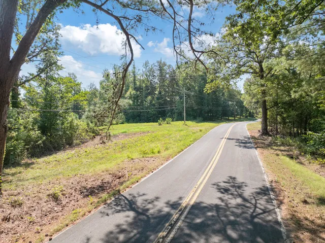 $478,500 | 1035 Beacon Road, Parsons, TN 38363