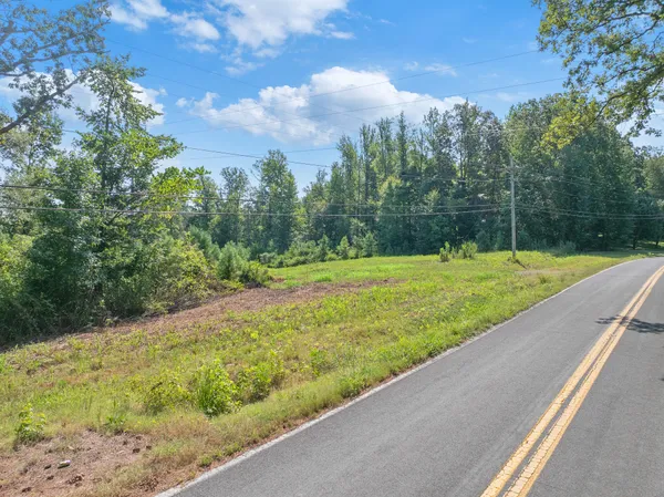 $399,900 | 1035 Beacon Road, Parsons, TN 38363