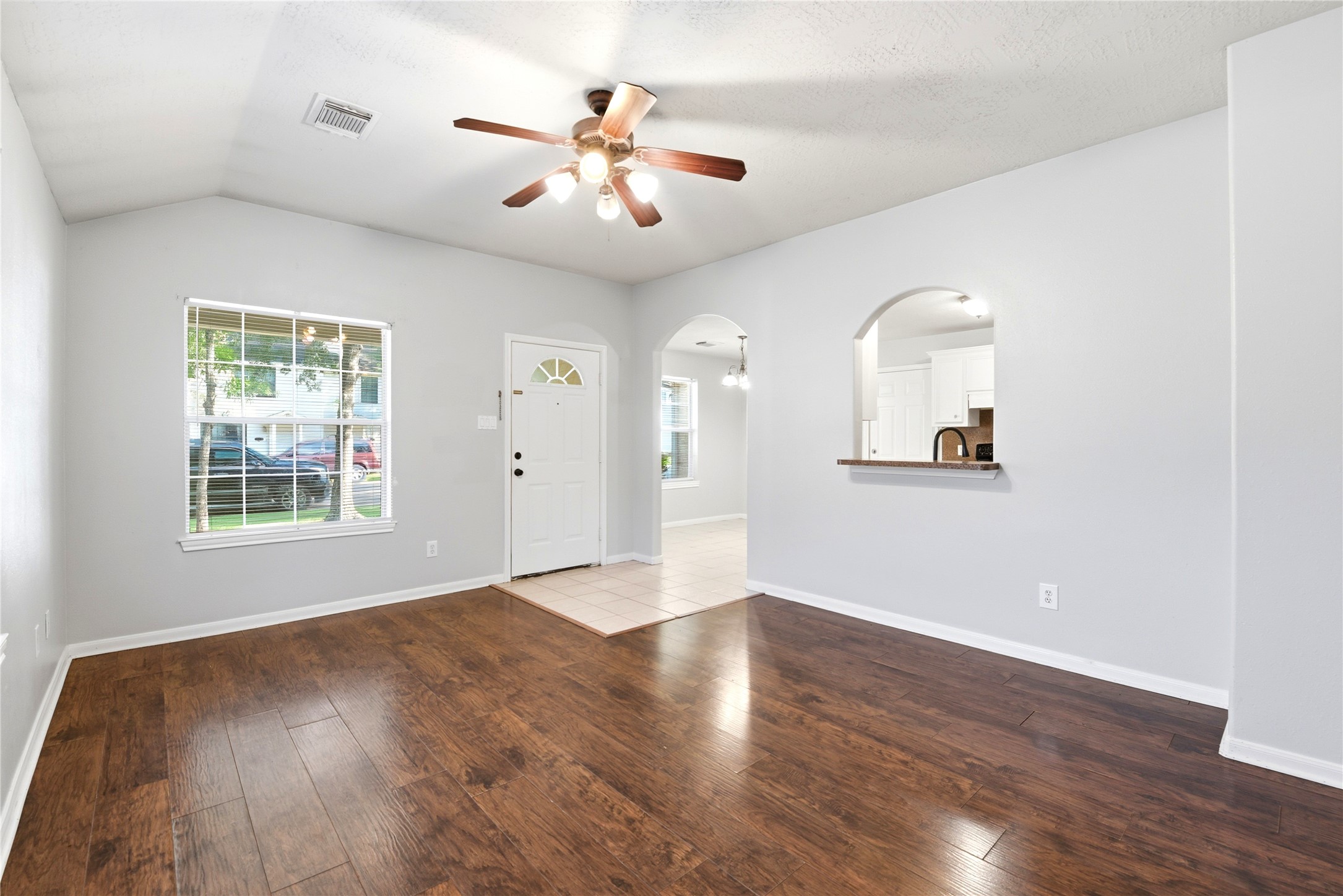 1707 Longview Street Conroe, TX 77301 - Photo 10 of 24