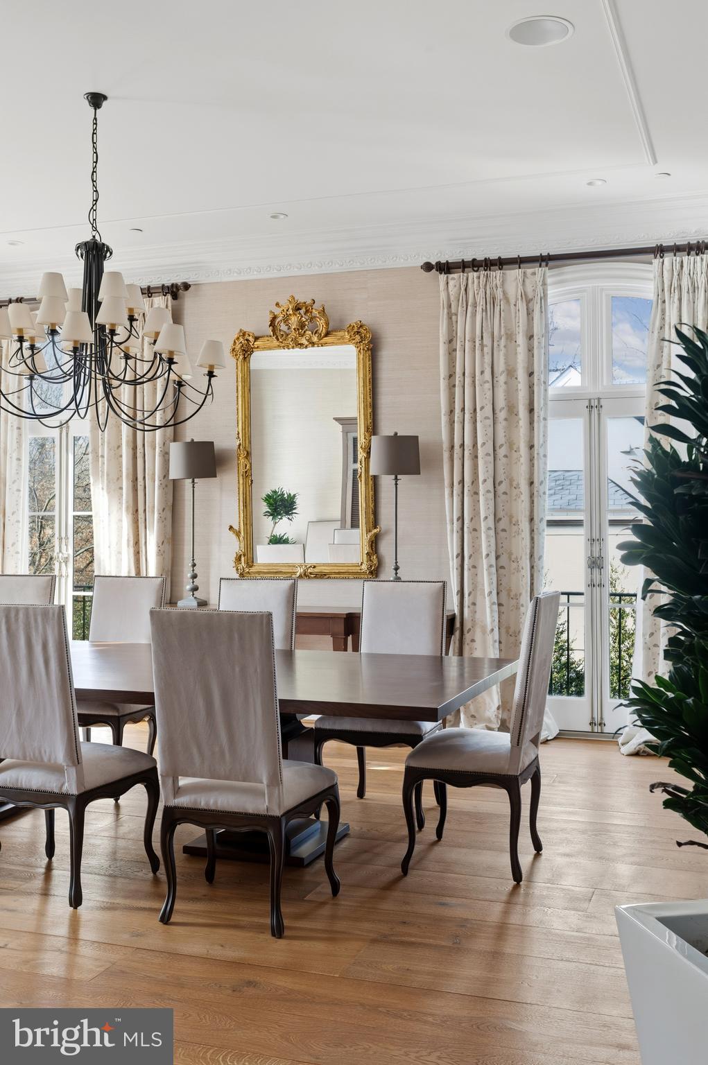 4869 Glenbrook Road Northwest Washington, DC 20016 - Photo 6 of 40 Gallery Image 6