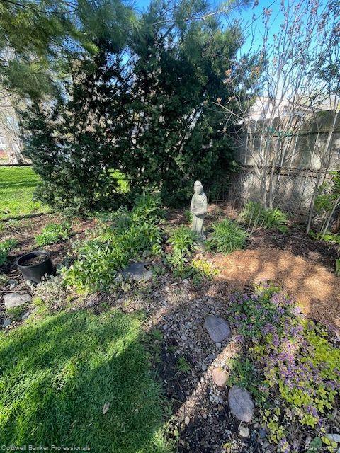 2026 Martin Road Ferndale, MI 48220 - Photo 16 of 18 Gallery Image 16