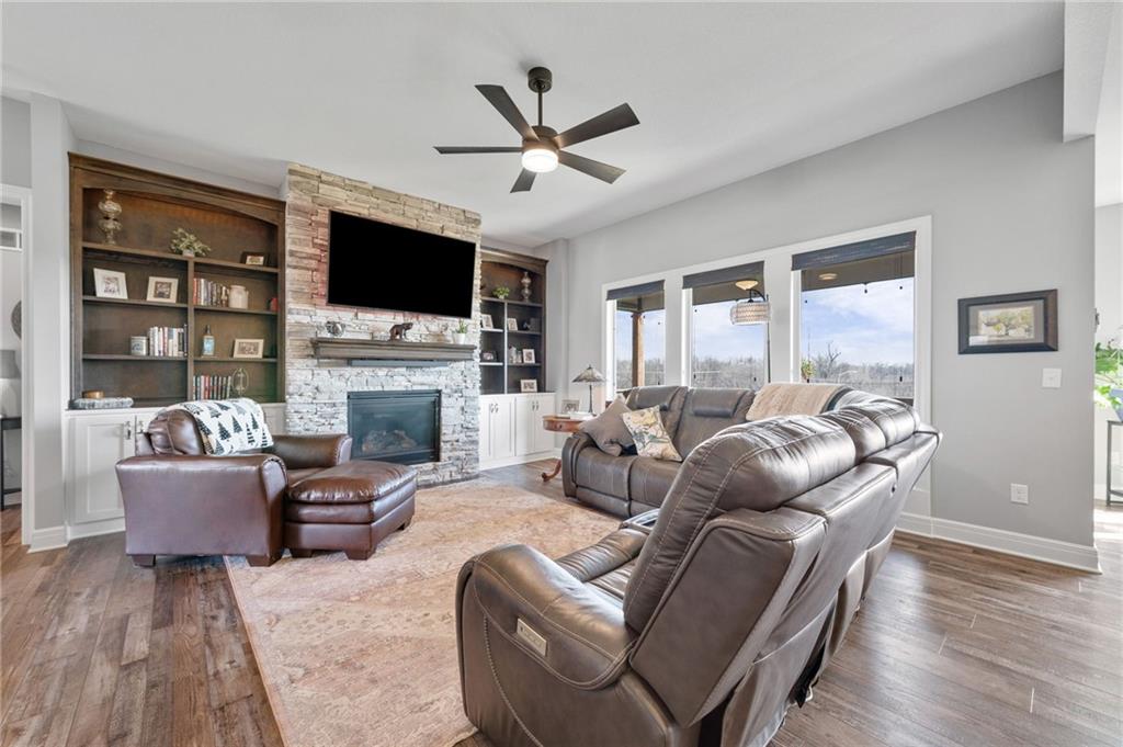 5003 North 145th Street Basehor, KS 66007 - Photo 6 of 47