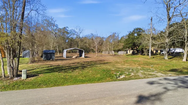 a house view with a outdoor space