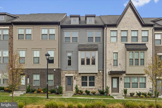 $520,000 | 6917 Savannah Drive, Brandywine, MD 20613