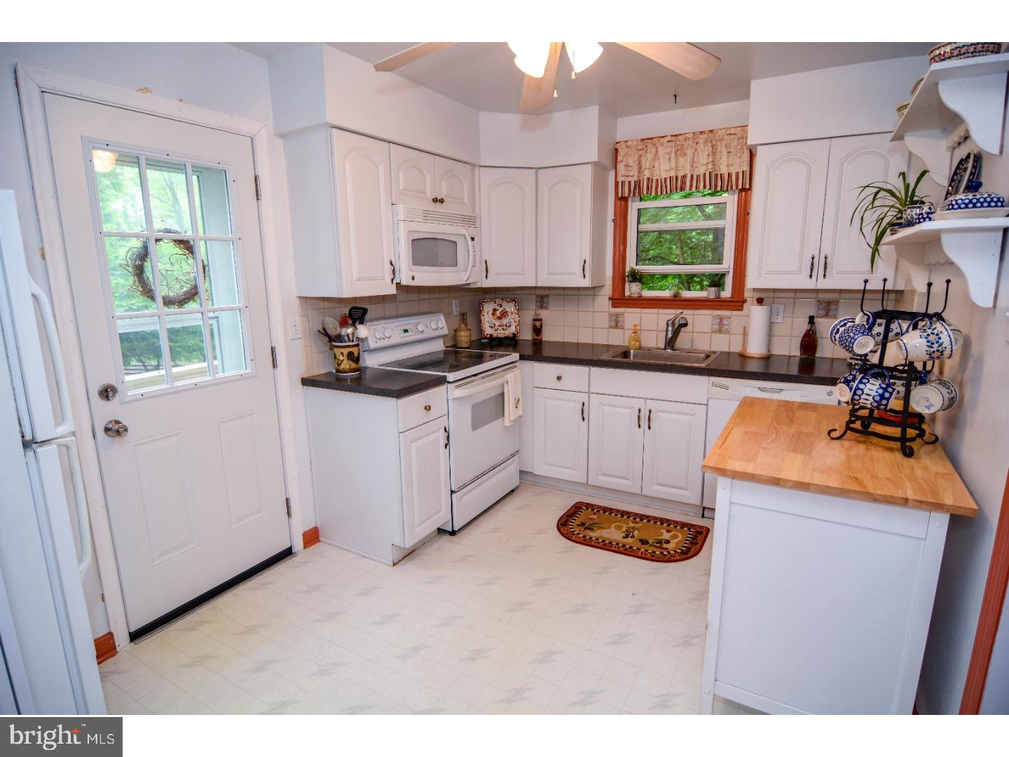 374 Madison Road Springfield, PA 19064 - Photo 7 of 22
