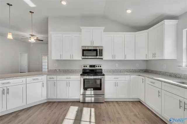 $390,600 | 13951 Northwest 150th Court, Alachua, FL 32615