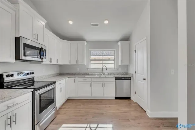 $390,600 | 13951 Northwest 150th Court, Alachua, FL 32615