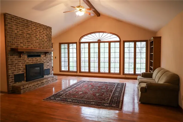 $289,900 | 1203 East Quincy Street, Pittsburg, KS 66762