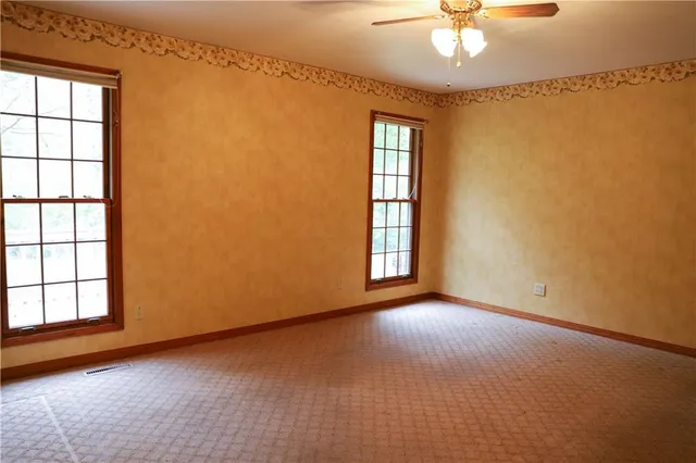 $289,900 | 1203 East Quincy Street, Pittsburg, KS 66762