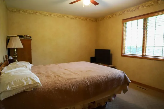 $299,900 | 1203 East Quincy Street, Pittsburg, KS 66762