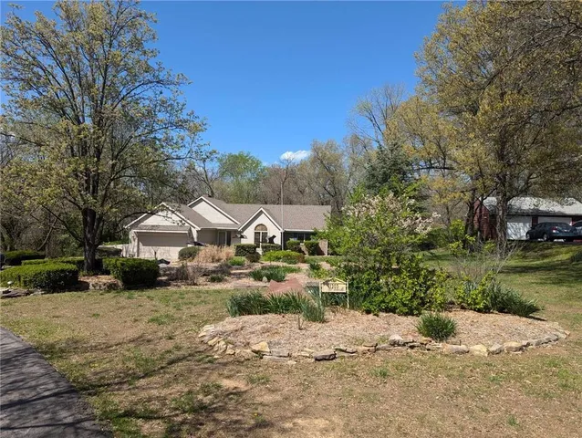 $289,900 | 1203 East Quincy Street, Pittsburg, KS 66762