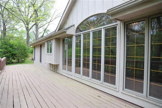 $299,900 | 1203 East Quincy Street, Pittsburg, KS 66762