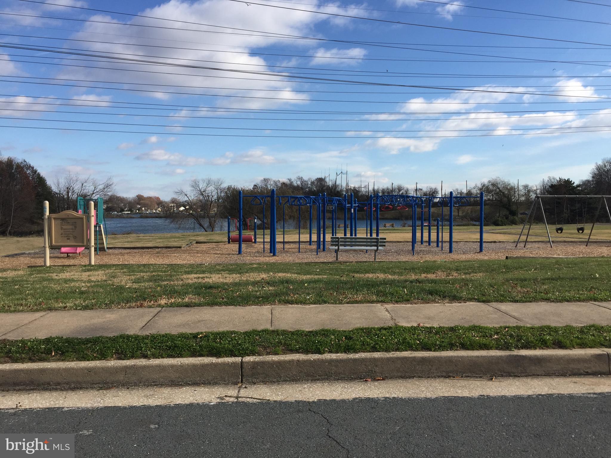 2800 Kirkleigh Road Baltimore, MD 21222 - Photo 5 of 6 a view of a big yard