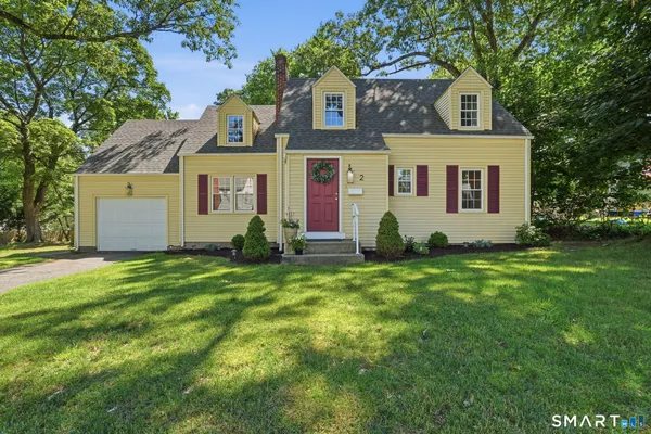 $344,900 | 2 Martin Terrace, Enfield, CT 06082