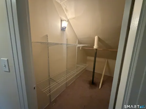 $2,400 | 786 Farmington Avenue, West Hartford, CT 06119