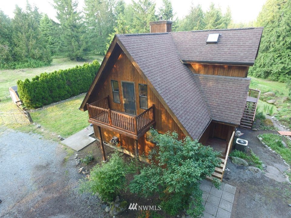 9113 Stringtown Road East Eatonville, WA 98328 - Photo 3 of 12