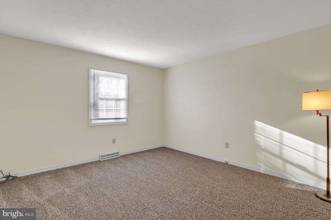 2446 Opal Road York, PA 17408 - Photo 11 of 27 Gallery Image 11