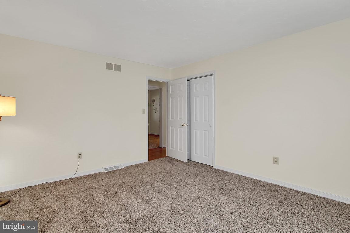 2446 Opal Road York, PA 17408 - Photo 12 of 27 Gallery Image 12