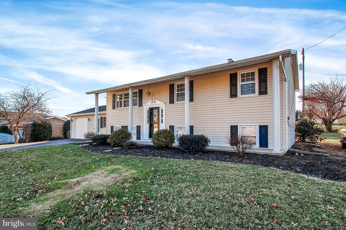 2446 Opal Road York, PA 17408 - Photo 26 of 27 Gallery Image 26