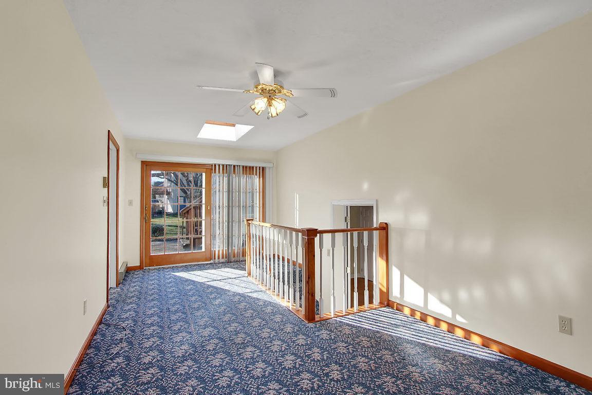2446 Opal Road York, PA 17408 - Photo 10 of 27 Gallery Image 10